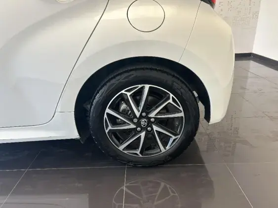 TOYOTA YARIS IV - voiture d'occasion - Photo 22