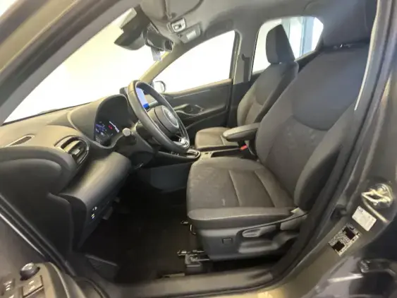TOYOTA YARIS IV - voiture d'occasion - Photo 19