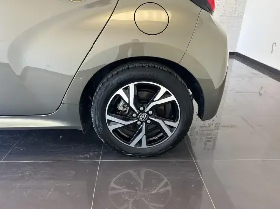 TOYOTA YARIS IV - voiture d'occasion - Photo 22
