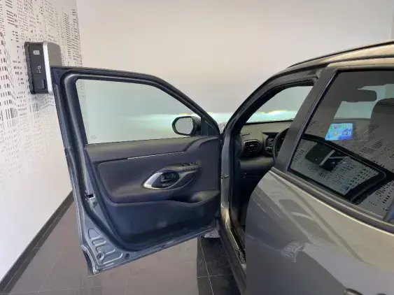 TOYOTA YARIS CROSS I - voiture d'occasion - Photo 19