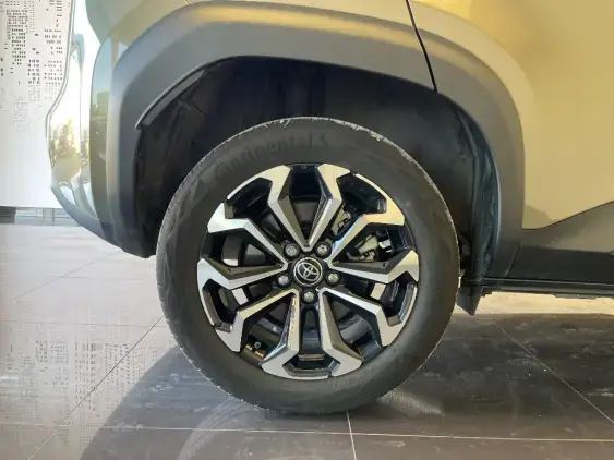 TOYOTA YARIS CROSS I - voiture d'occasion - Photo 25