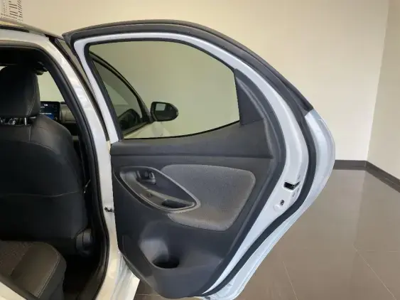 TOYOTA YARIS IV - voiture d'occasion - Photo 18