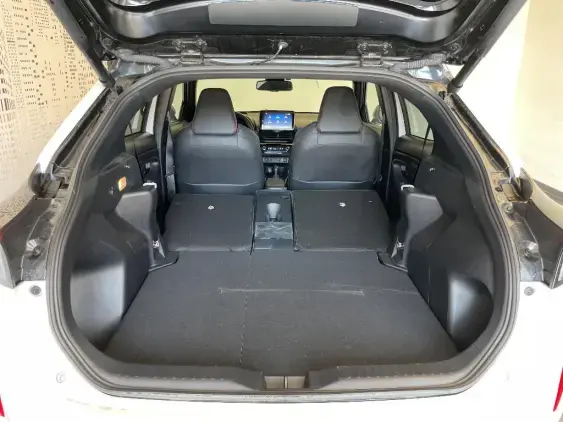 TOYOTA YARIS CROSS I - voiture d'occasion - Photo 16