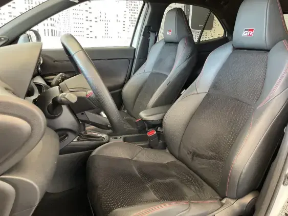 TOYOTA YARIS CROSS I - voiture d'occasion - Photo 18