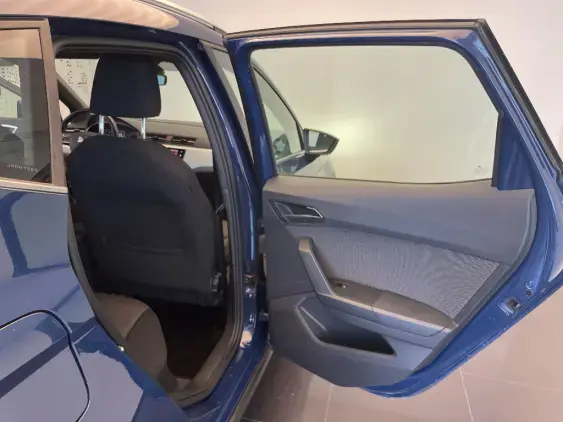 SEAT ARONA - voiture d'occasion - Photo 20