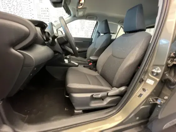 TOYOTA YARIS CROSS I - voiture d'occasion - Photo 18