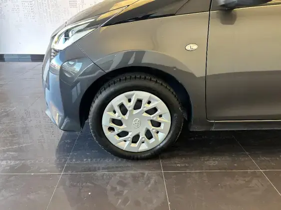 TOYOTA AYGO II - voiture d'occasion - Photo 21