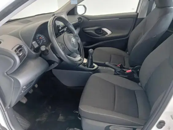 TOYOTA YARIS IV - voiture d'occasion - Photo 18