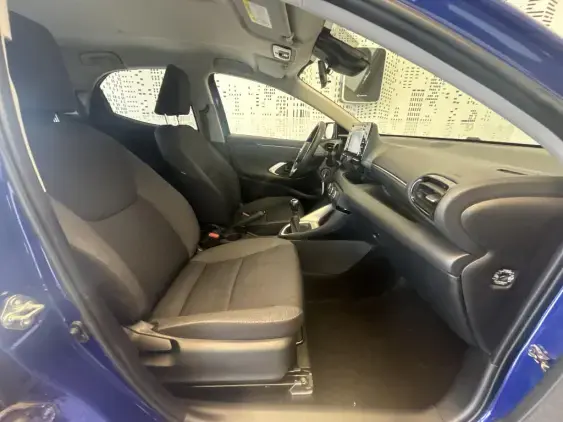 TOYOTA YARIS IV - voiture d'occasion - Photo 18