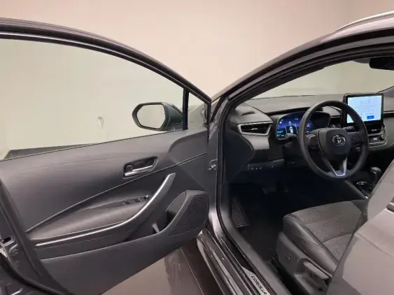 TOYOTA COROLLA TOURING SPT X - voiture d'occasion - Photo 19