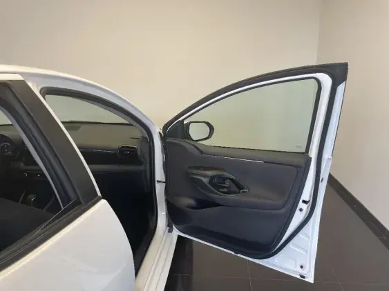 TOYOTA YARIS IV - voiture d'occasion - Photo 20