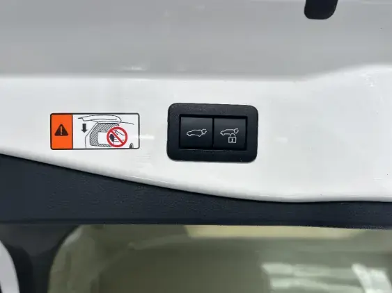 TOYOTA C-HR II - voiture d'occasion - Photo 16