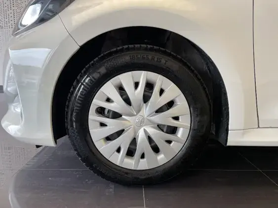 TOYOTA YARIS IV - voiture d'occasion - Photo 22