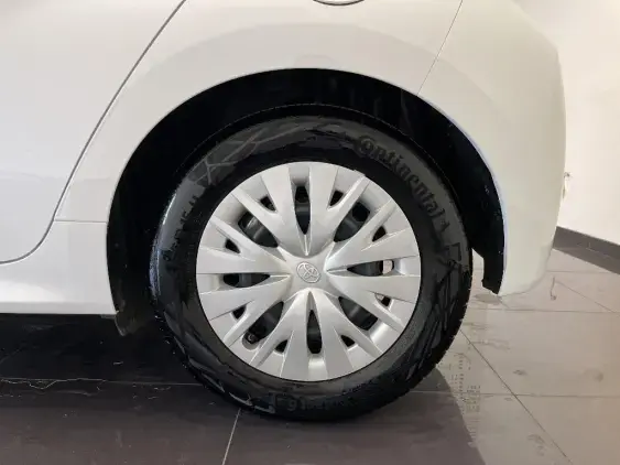 TOYOTA YARIS IV - voiture d'occasion - Photo 23
