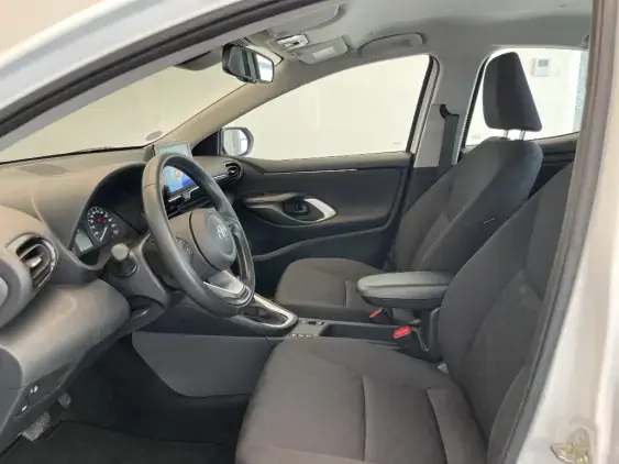 TOYOTA YARIS IV - voiture d'occasion - Photo 18
