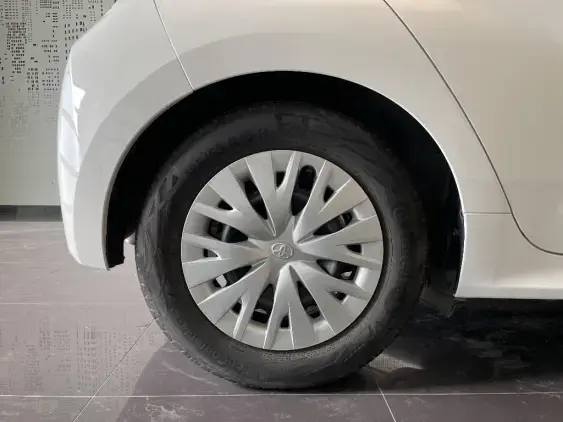 TOYOTA YARIS IV - voiture d'occasion - Photo 25