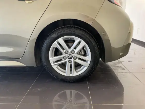 TOYOTA COROLLA XII - voiture d'occasion - Photo 23