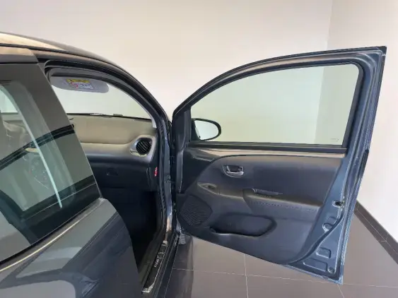TOYOTA AYGO II - voiture d'occasion - Photo 20