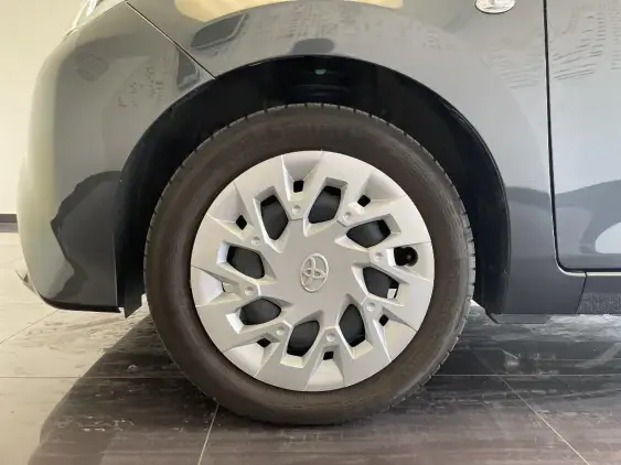 TOYOTA AYGO II - voiture d'occasion - Photo 23