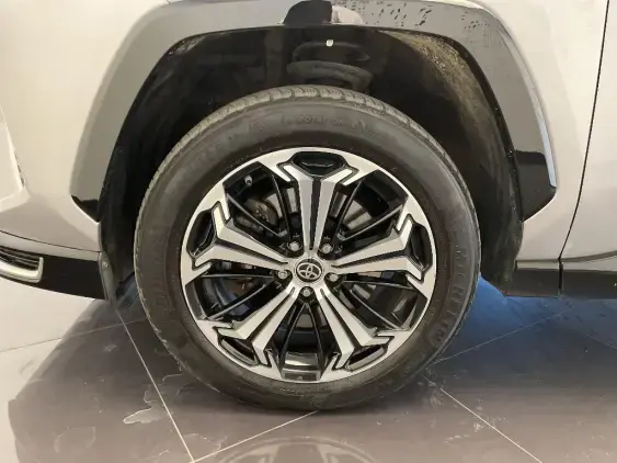 TOYOTA RAV4 V - voiture d'occasion - Photo 21