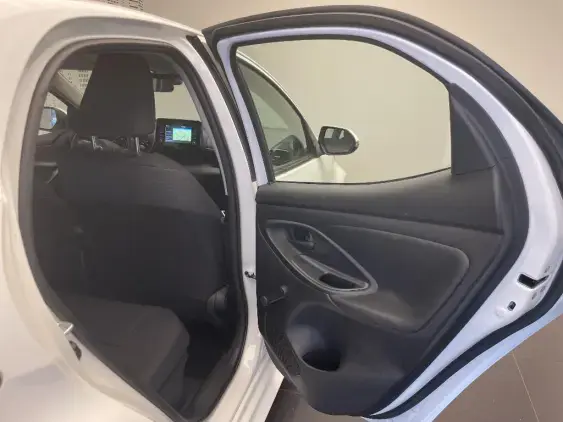TOYOTA YARIS IV - voiture d'occasion - Photo 20