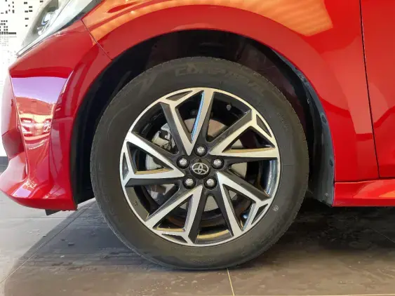 TOYOTA YARIS IV - voiture d'occasion - Photo 23