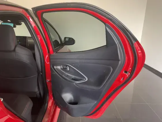 TOYOTA YARIS IV - voiture d'occasion - Photo 18