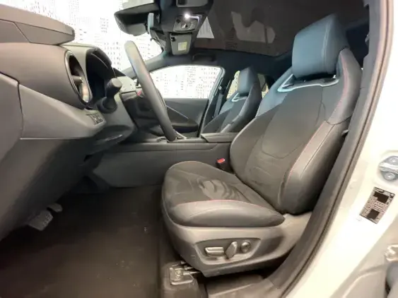 TOYOTA C-HR II - voiture d'occasion - Photo 18