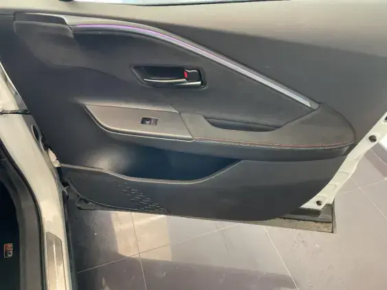 TOYOTA C-HR II - voiture d'occasion - Photo 20