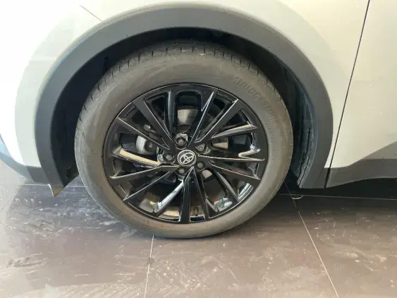 TOYOTA C-HR II - voiture d'occasion - Photo 23