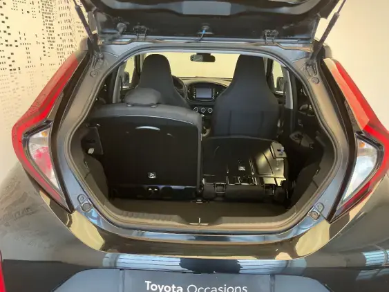TOYOTA AYGO X - voiture d'occasion - Photo 16