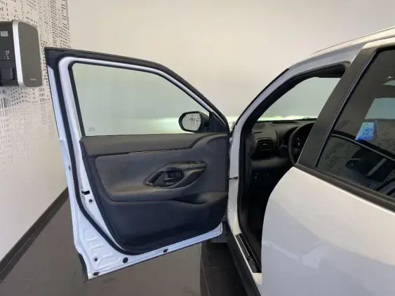 TOYOTA YARIS CROSS I - voiture d'occasion - Photo 19