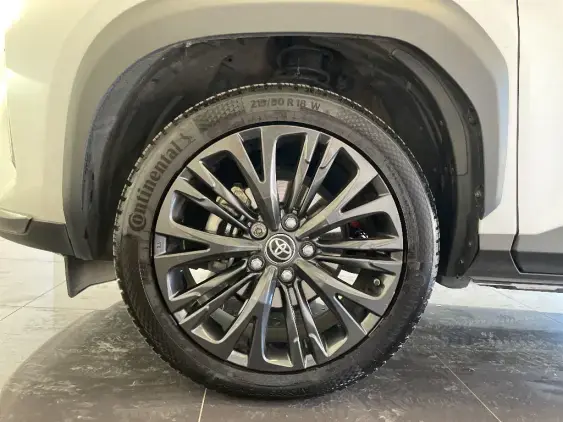 TOYOTA YARIS CROSS I - voiture d'occasion - Photo 23