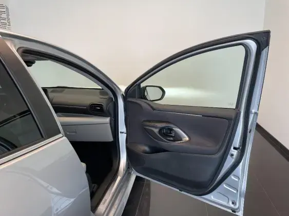 TOYOTA YARIS IV - voiture d'occasion - Photo 20