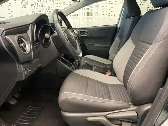 TOYOTA AURIS II - voiture d'occasion - Photo 18