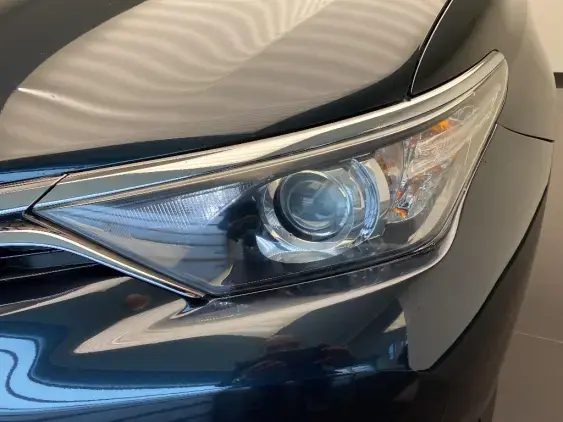 TOYOTA AURIS II - voiture d'occasion - Photo 22