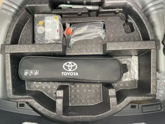 TOYOTA YARIS III - voiture d'occasion - Photo 17