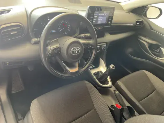 TOYOTA YARIS IV - voiture d'occasion - Photo 16