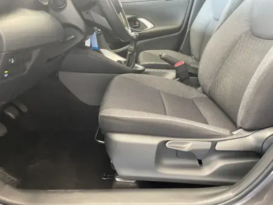 TOYOTA YARIS IV - voiture d'occasion - Photo 18