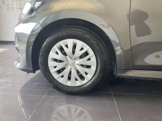 TOYOTA YARIS IV - voiture d'occasion - Photo 20