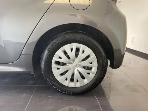 TOYOTA YARIS IV - voiture d'occasion - Photo 21