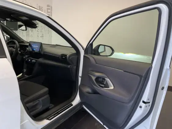 TOYOTA YARIS CROSS I - voiture d'occasion - Photo 20