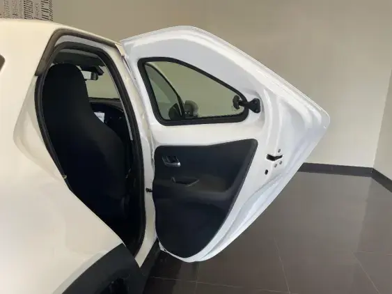TOYOTA AYGO X - voiture d'occasion - Photo 18