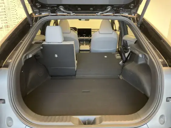 TOYOTA C-HR+ ELECTRIQUE II - voiture d'occasion - Photo 16