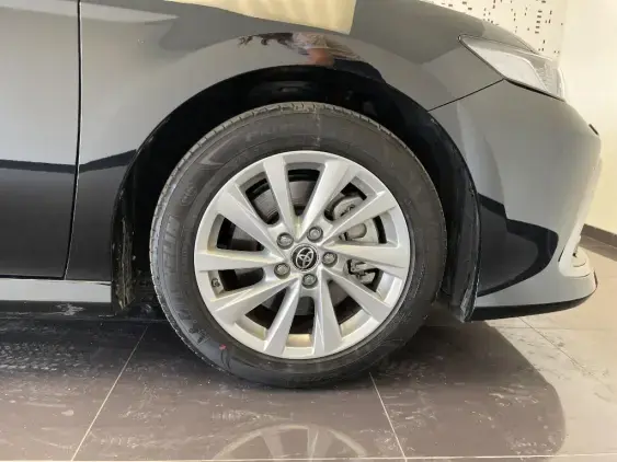TOYOTA CAMRY II - voiture d'occasion - Photo 22