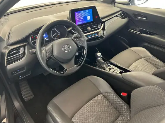 TOYOTA C-HR - voiture d'occasion - Photo 17