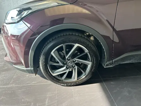 TOYOTA C-HR - voiture d'occasion - Photo 21