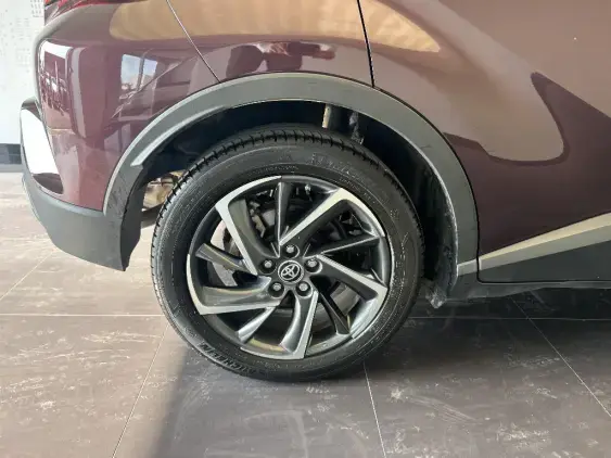 TOYOTA C-HR - voiture d'occasion - Photo 23