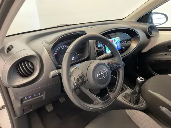 TOYOTA AYGO X - voiture d'occasion - Photo 16