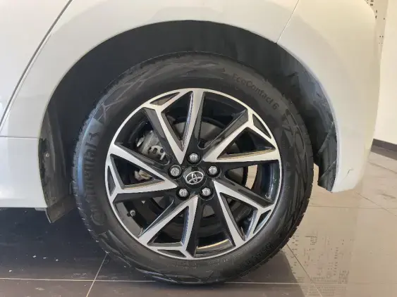 TOYOTA YARIS IV - voiture d'occasion - Photo 23